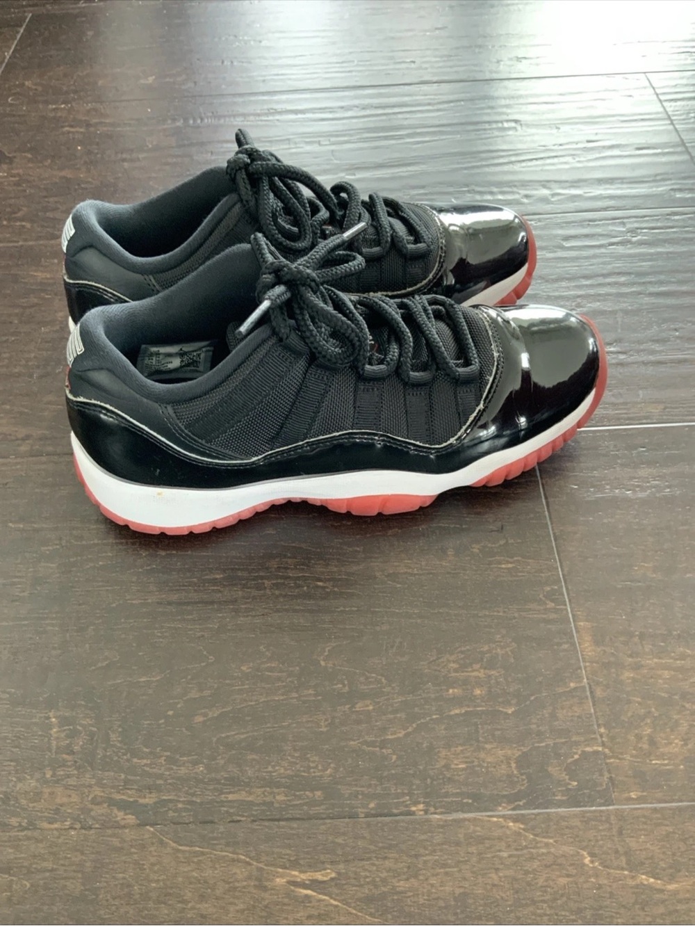 Nike Air Jordan 11 XI Retro Low Bred Black Red 528896-012 Youth Size 5.5 Youth